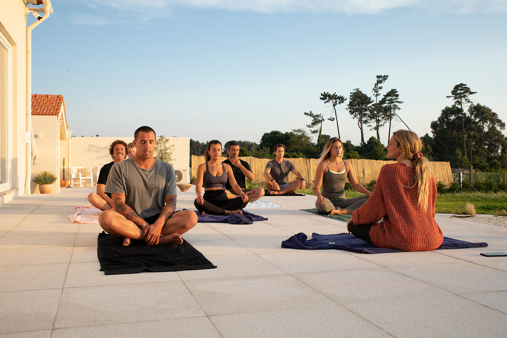 Deeply Together | Retiro de Atletas de Surf e da Comunidade