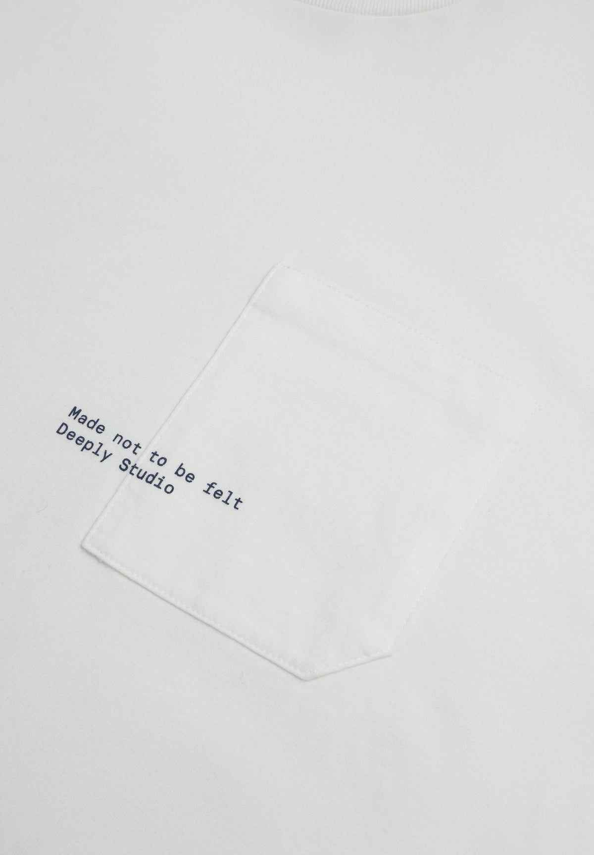 T-shirt avec poche et imprimé